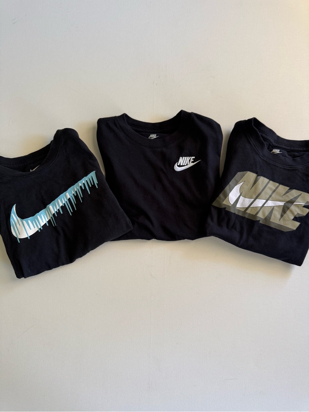 ✨Nike Kids Black Tee Bundle✨